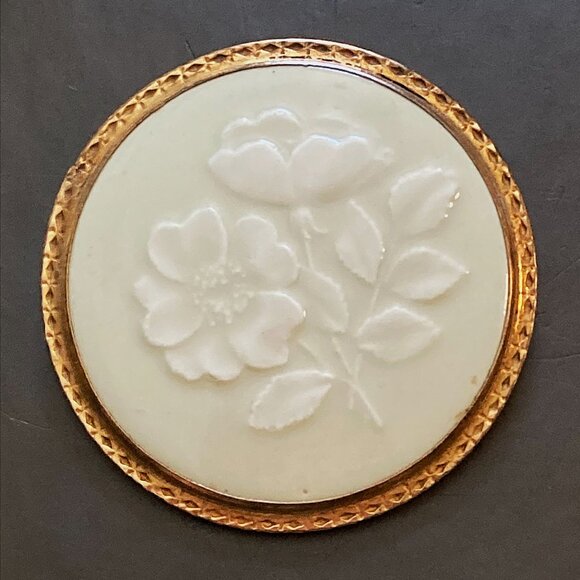 1967 provincial flower gold filled & porcelain brooch/pendant by Royal Worcester - Picture 1 of 7